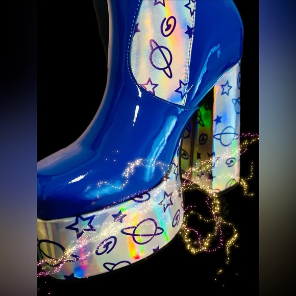 NWT Size 6 Spaceman Supernova Platform Boots Dolls Kill Koi in Purple - Picture 3 of 11
